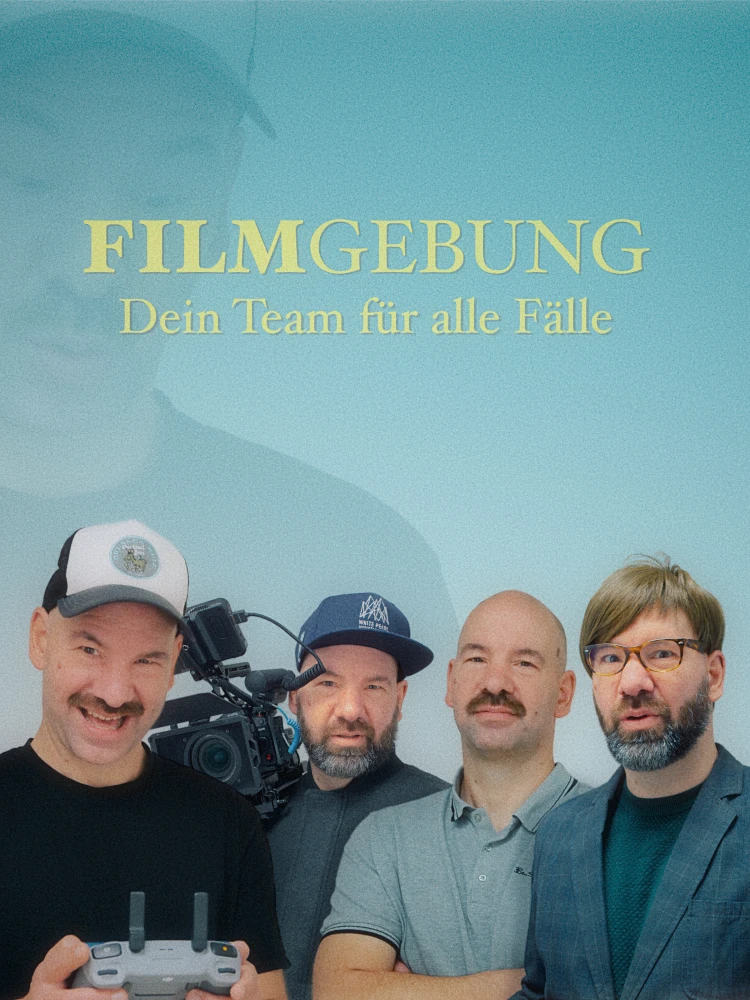 Das Team hinter Filmgebung als Gruppenfoto V3 Filmgebung Team von links nach rechts: Frank Marshall, Serwo Schamutzki, Marcel Jabangwe, Gerd Geldermann auf Movieposter.